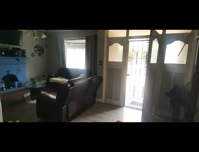 3 BEDROOM HOUSE FOR SALE IN NOYCEDALE